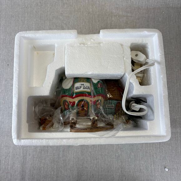Department 56 North Pole Village Series Elf Spa, Retired 2001 - Picture 12 of 12